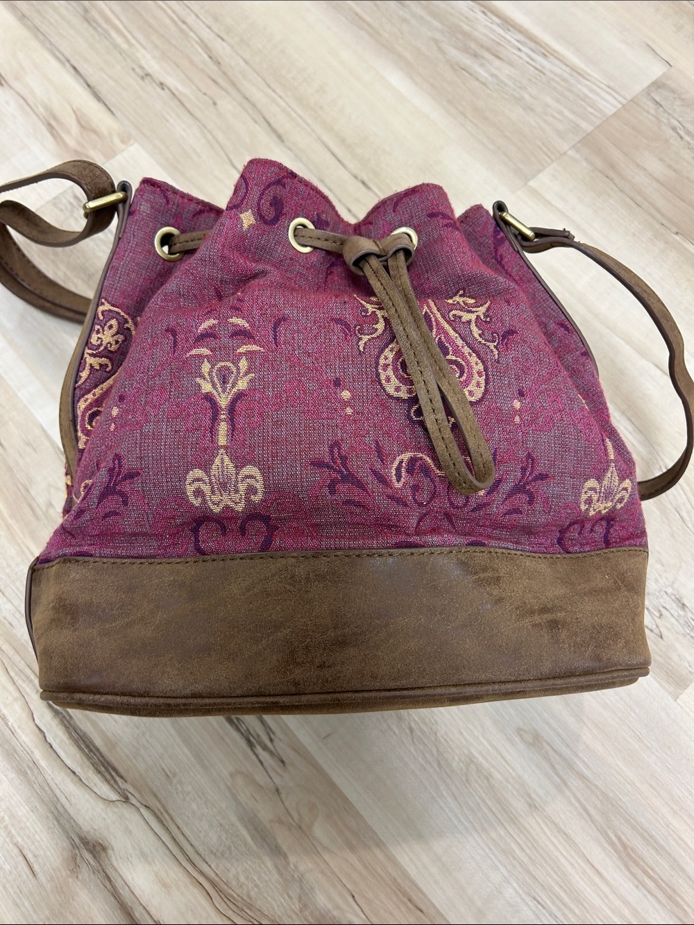 Simply Noelle Pink and Brown Drawstring Bucket Crossbody Bag image 2